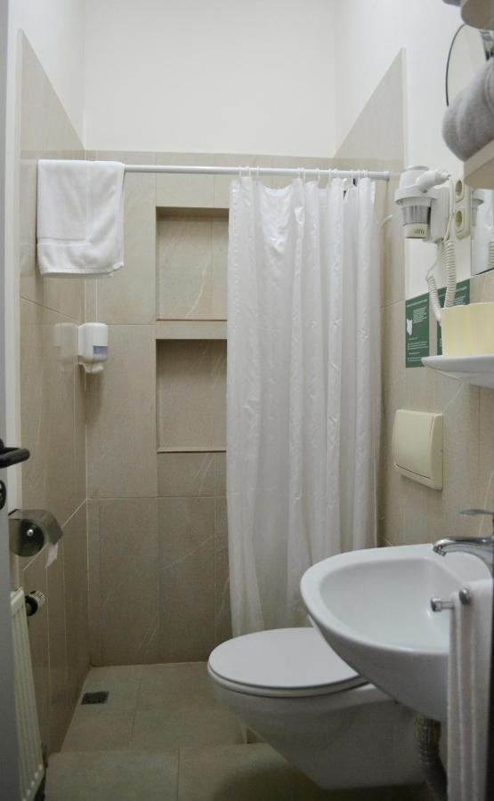 Berlin Art Hotel Gyumri Eksteriør bilde